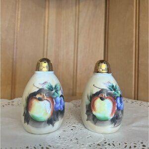 Vintage Hand-Painted Porcelain Salt & Pepper Shakers Fruit Gold  Brinnco Japan